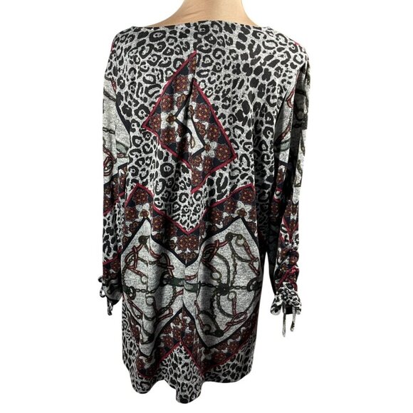 Cato Tunic Top Red Gray Ruched Sleeve Size 18/20 Shirt Stretch Animal Print - Picture 3 of 7
